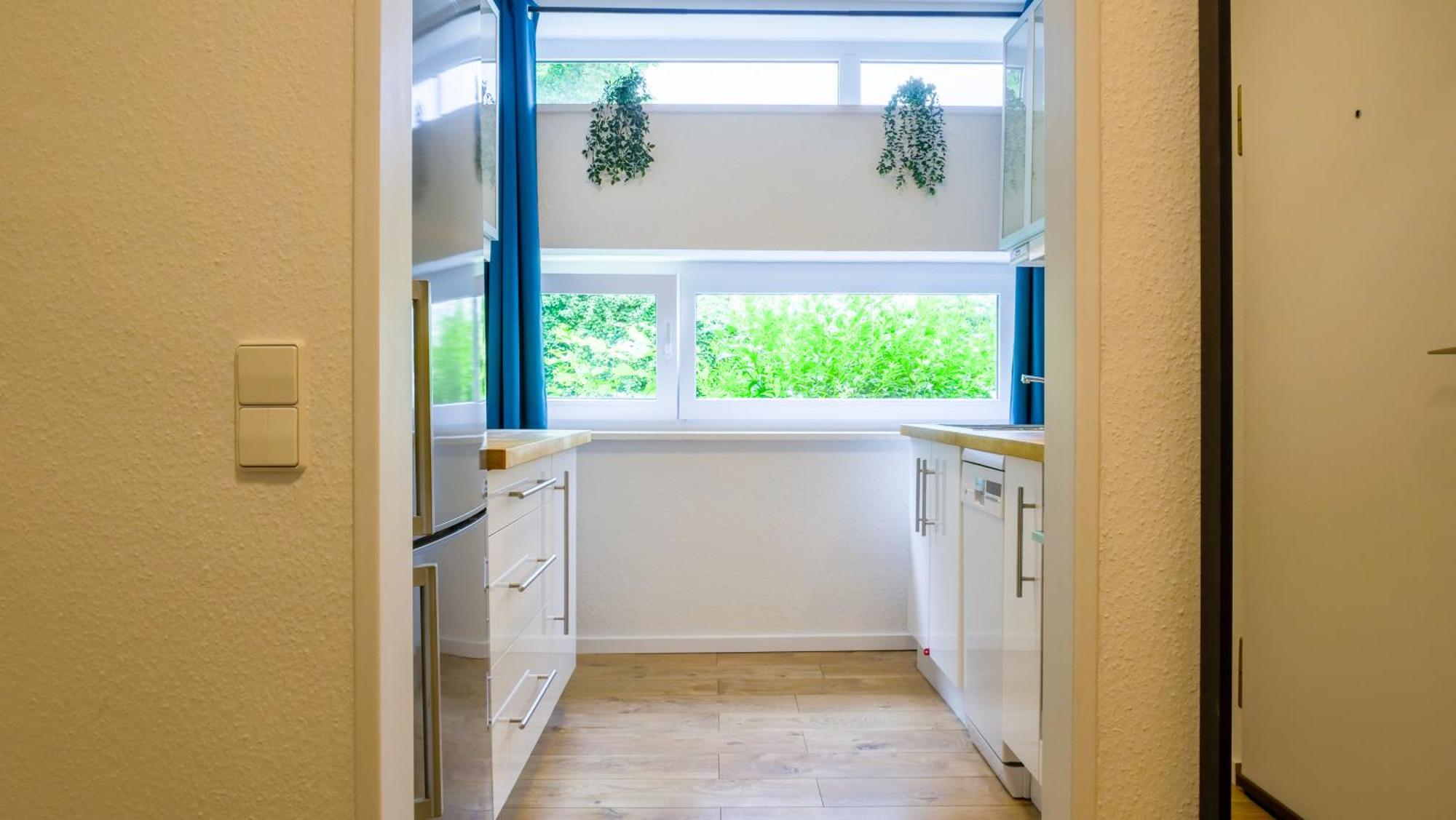 Gross, Modern, Zentrumsnah Mit Parkplatz Und Garten Ulm Bagian luar foto