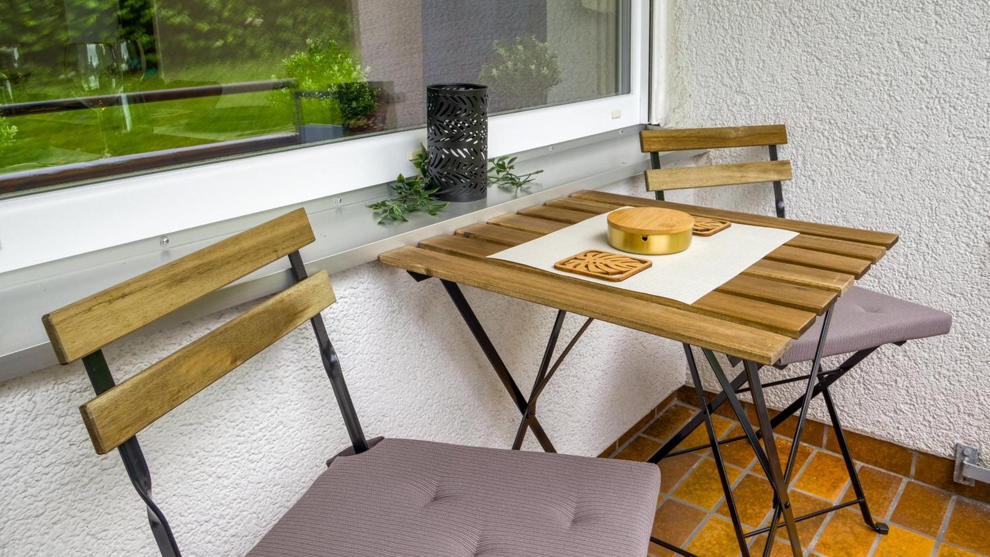 Gross, Modern, Zentrumsnah Mit Parkplatz Und Garten Ulm Bagian luar foto