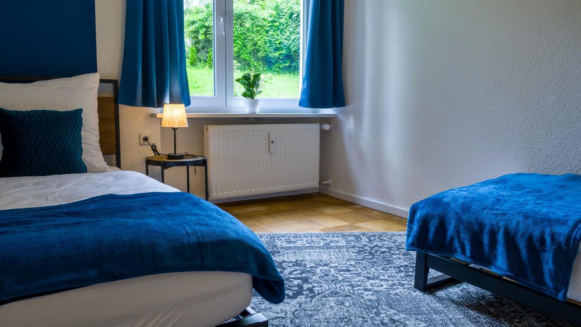 Gross, Modern, Zentrumsnah Mit Parkplatz Und Garten Ulm Bagian luar foto